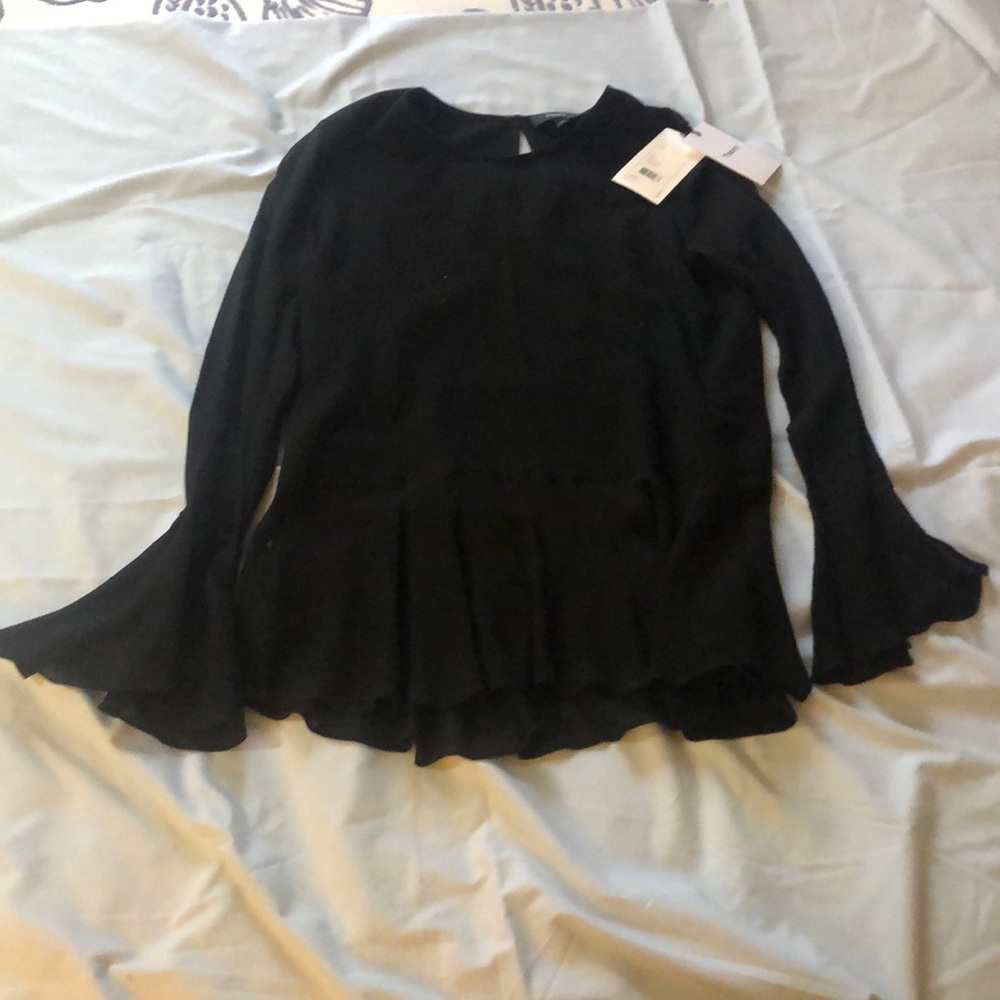 NWT Black Theory Bell Sleeve Top